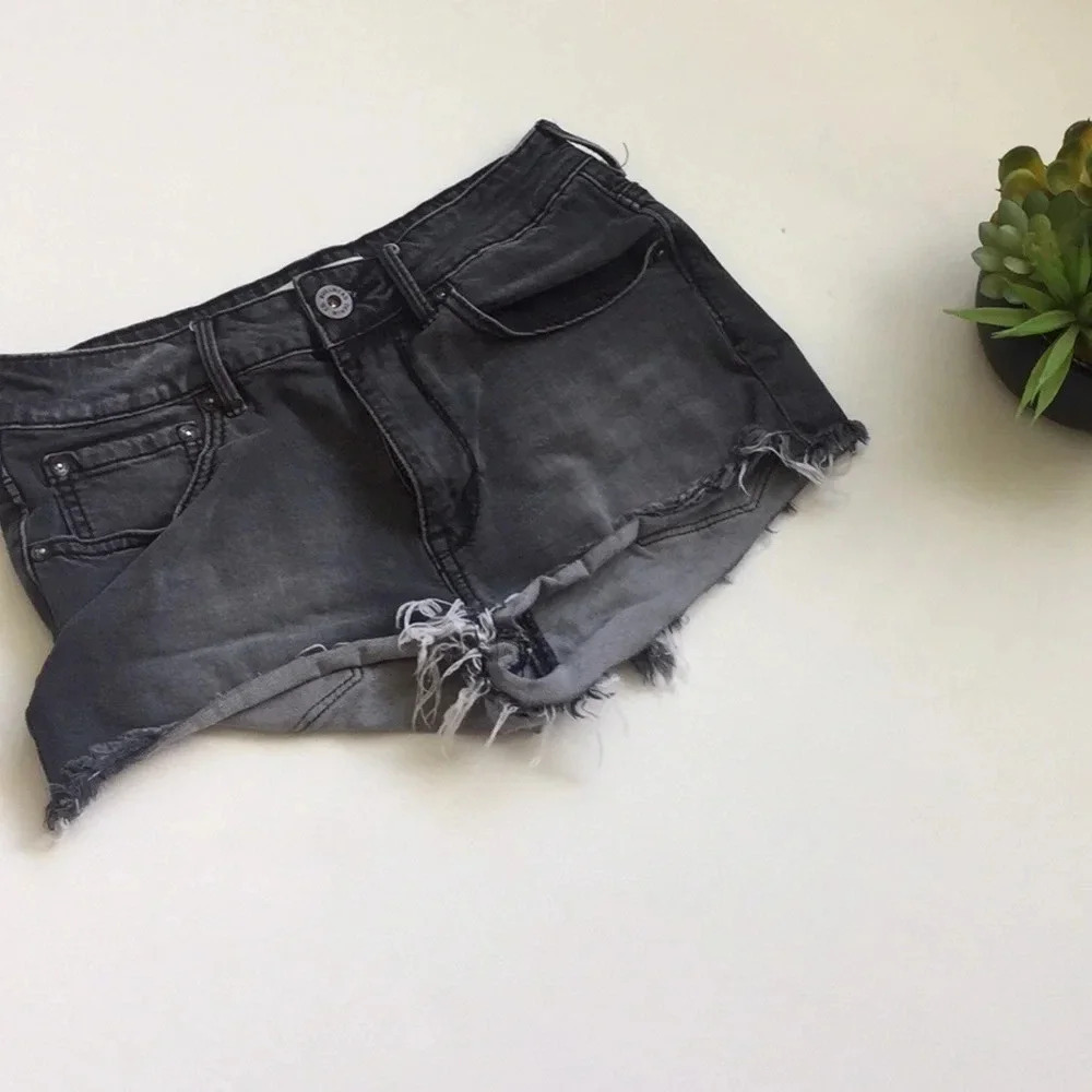 Bullhead High Rise Denim Cut off Shorts